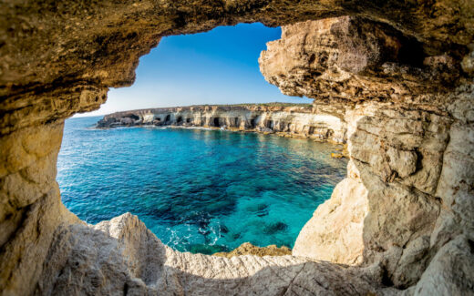 Flying-into-cyprus-guide-mind-over-money-matters